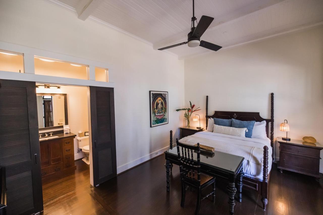 Lumeria Maui, Educational Retreat Center Makawao Екстериор снимка